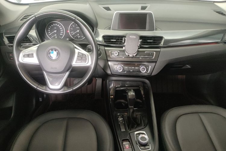 BMW X1 2018 car image #10