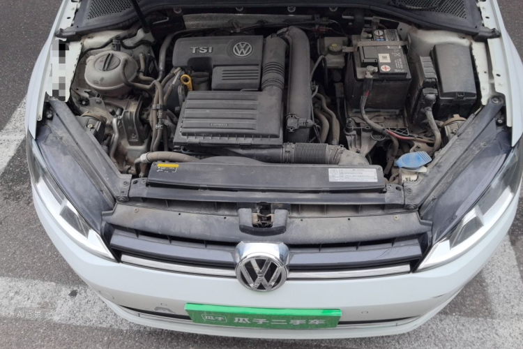 Volkswagen Golf 2017 car image #22