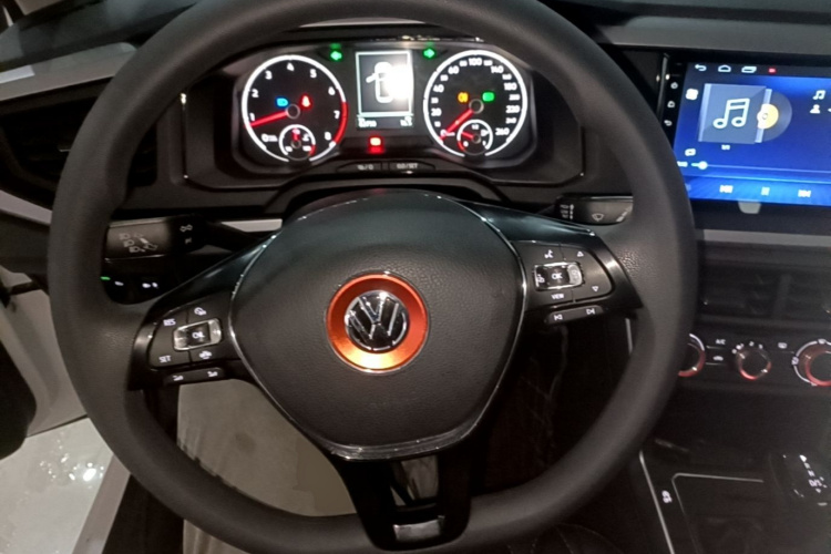 Volkswagen Polo 2020 immagine di auto #15