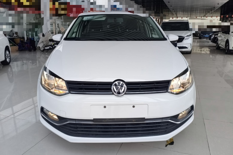 Volkswagen Polo 2017 car image #3