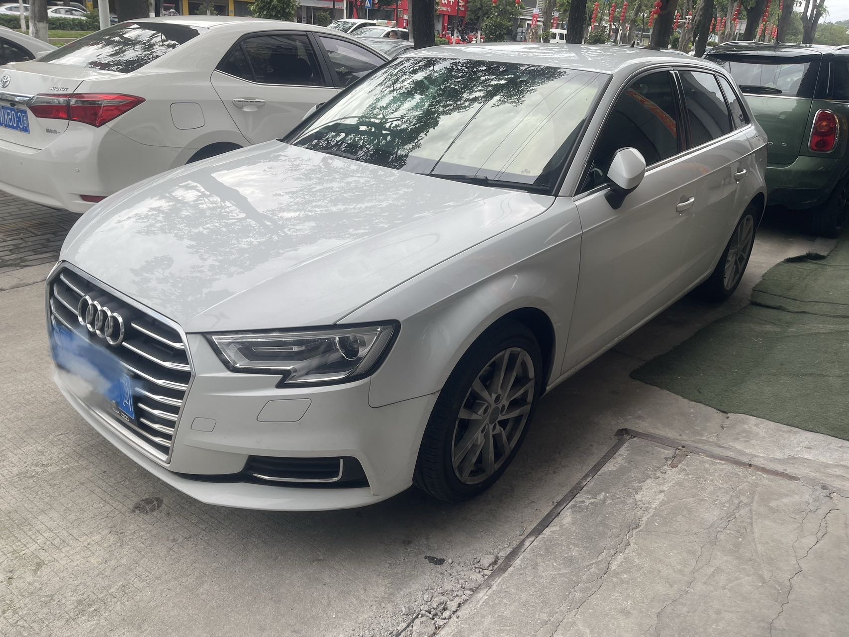 2019 2019 car image