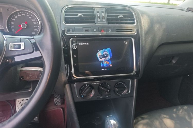 Volkswagen Polo 2019 #13 Volkswagen Polo 2019 car image #13