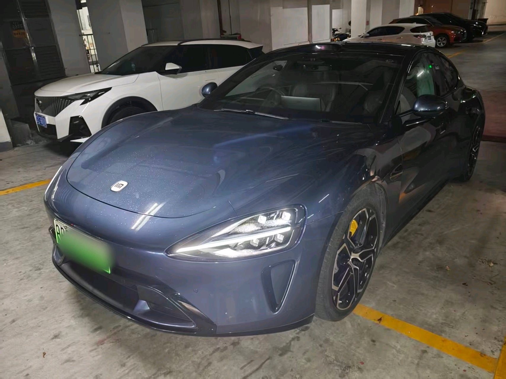 MI SU7 2024 car image 