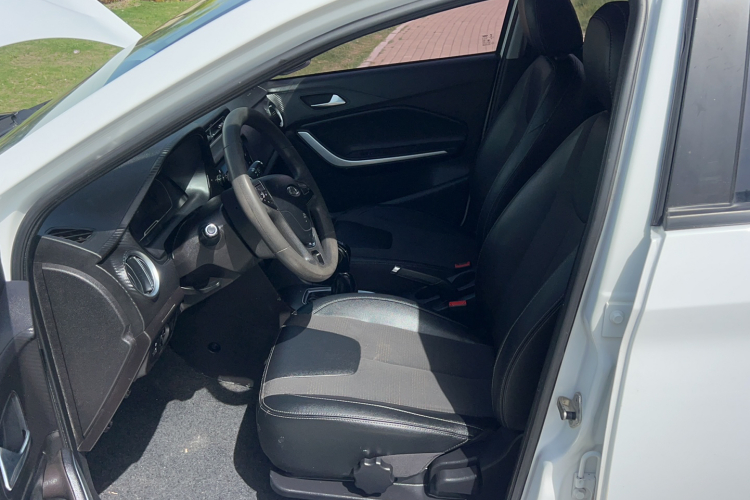 Chery Tiggo 3x 2018 car image #20