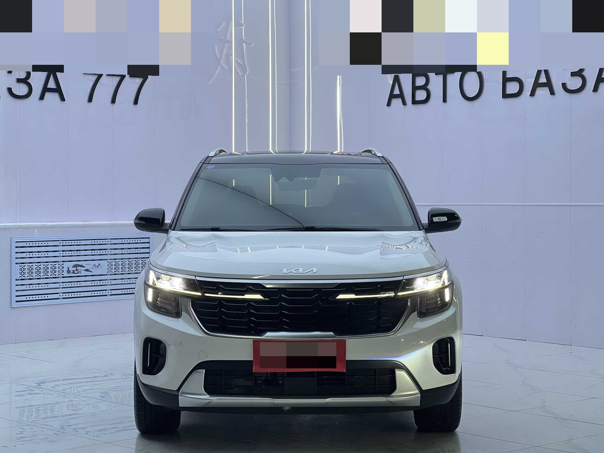 Kia Seltos 2024 car image #2