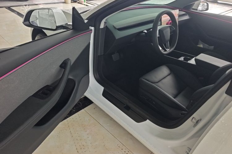 Tesla Model 3 2026 #16 Tesla Model 3 2026 car image #16
