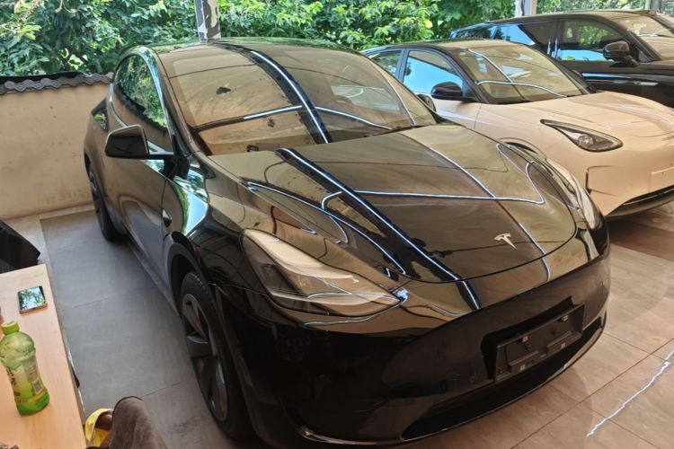 Tesla Model Y 2022 #4 Tesla Model Y 2022 immagine di auto #4