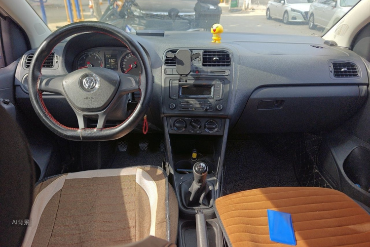Volkswagen Polo 2018 car image #11