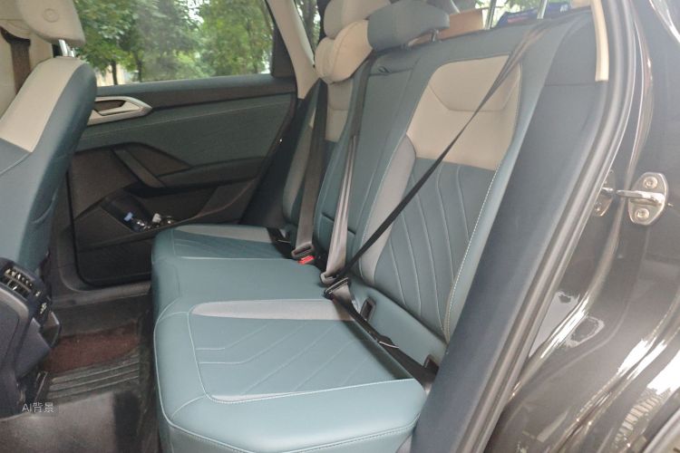 Volkswagen Tharu 2024 immagine di auto #19