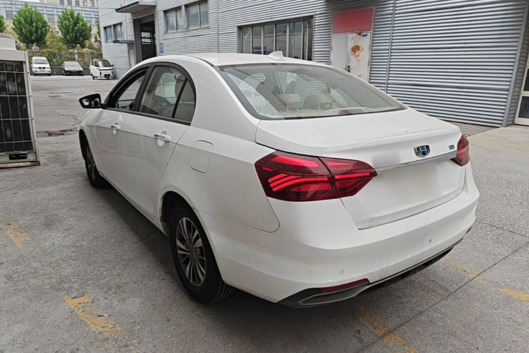 GEELY Emgrand 2018 #5 GEELY Emgrand 2018 immagine di auto #5