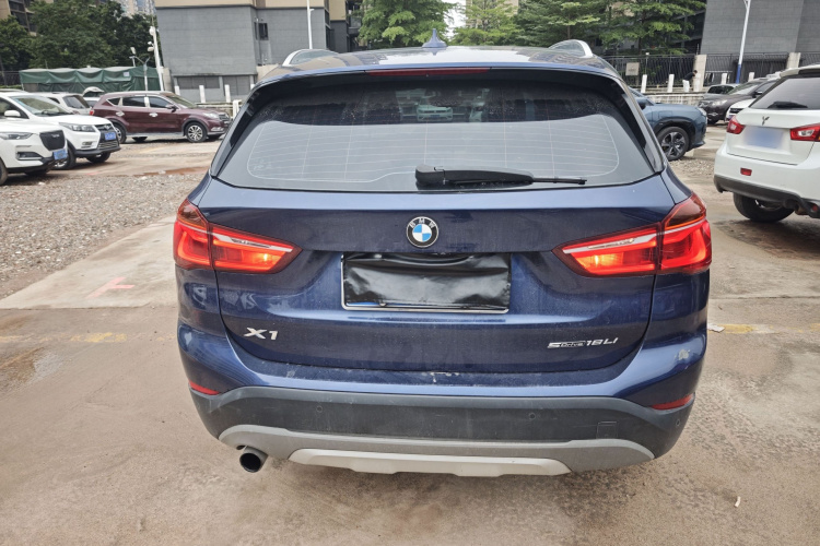 BMW X1 2018 #6 BMW X1 2018 car image #6