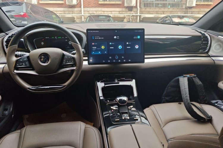 BYD Han 2021 car image #12
