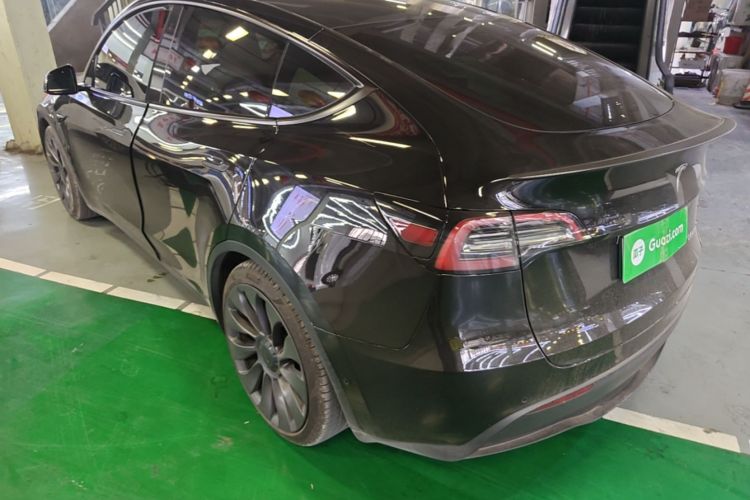 Tesla Model Y 2022 car image #7