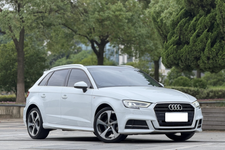 Audi A3 2018 immagine di auto #9