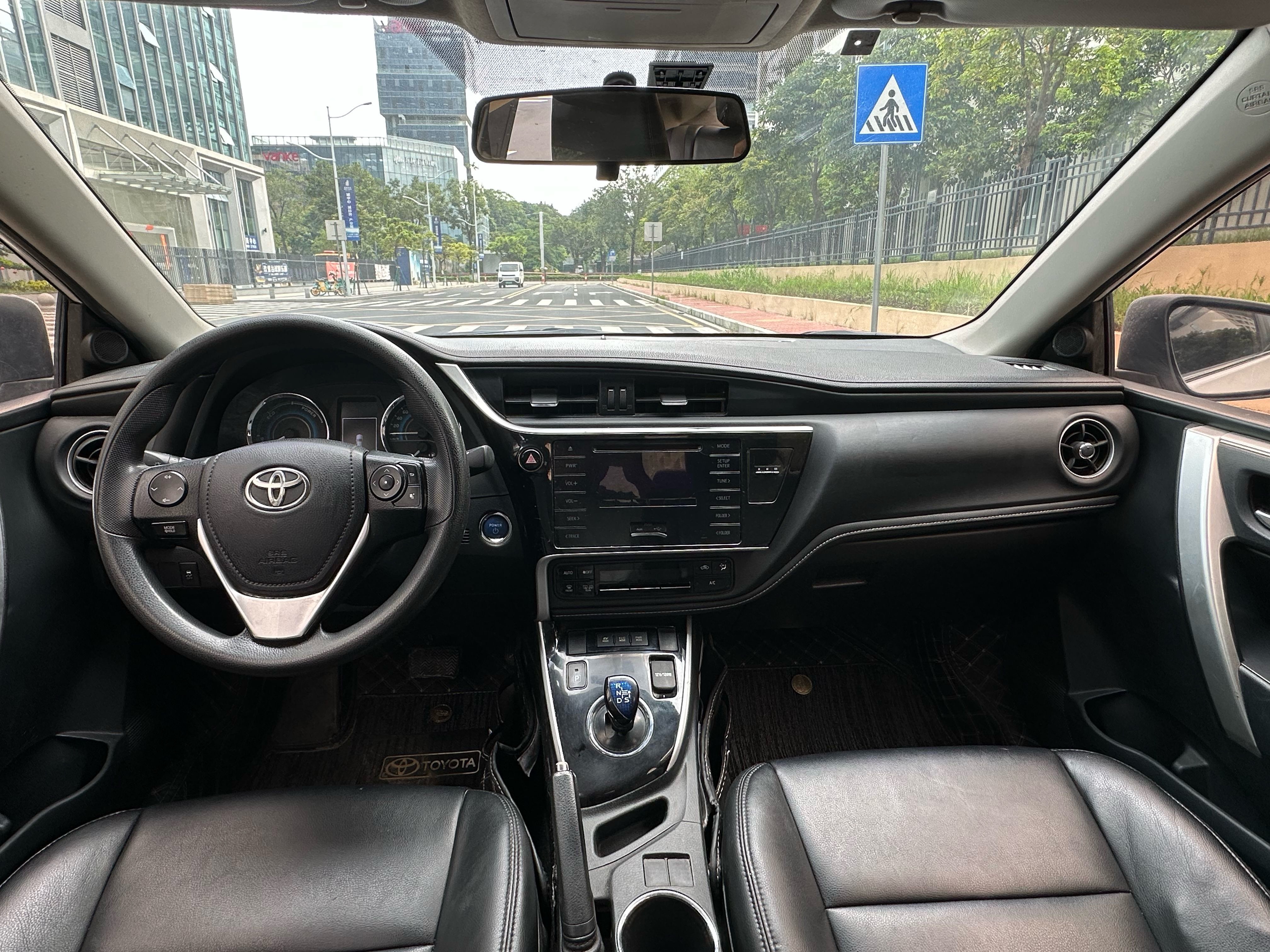 Toyota Corolla 2018 car image #10