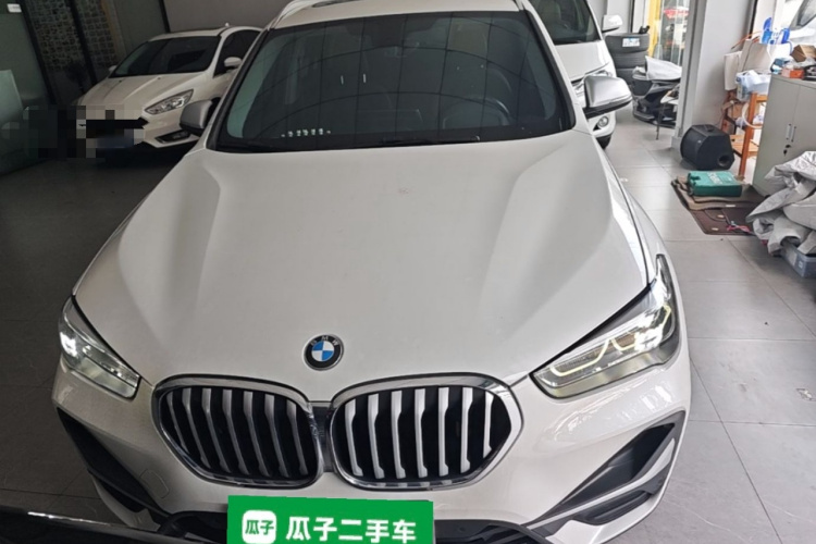BMW X1 2022 #3 BMW X1 2022 car image #3