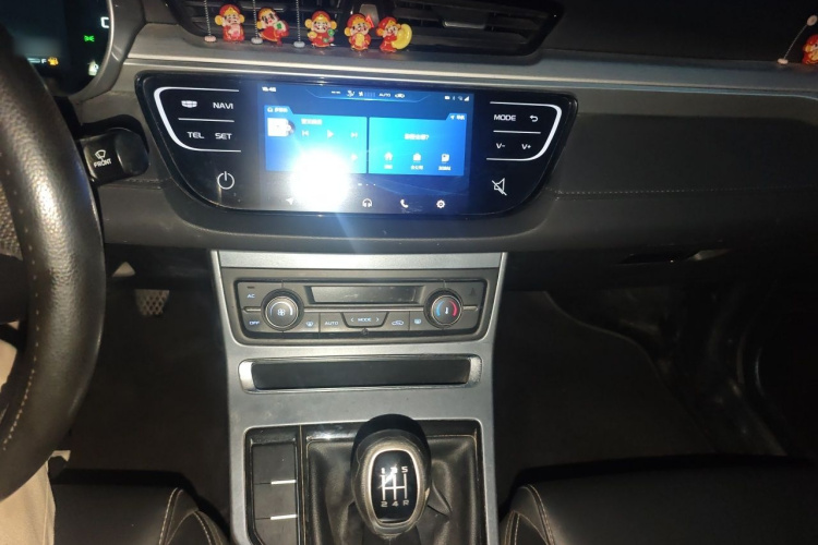 GEELY Emgrand 2018 #17 GEELY Emgrand 2018 car image #17