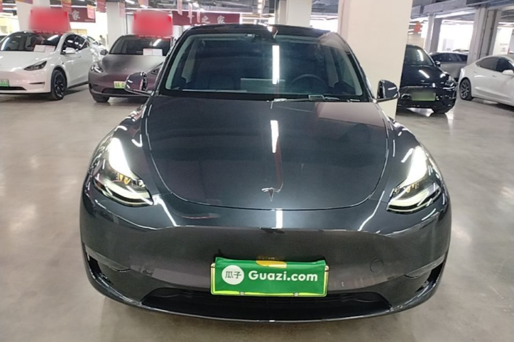 Tesla Model Y 2024 car image #3