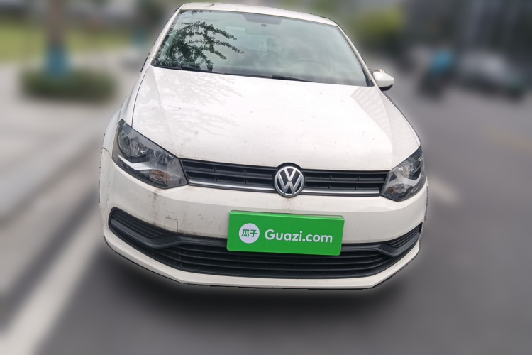 Volkswagen Polo 2015 car image #3