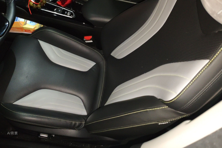 GEELY Coolray 2022 imagen de coche #17