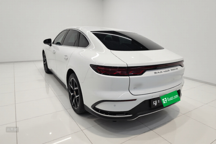 BYD Han 2024 car image #5