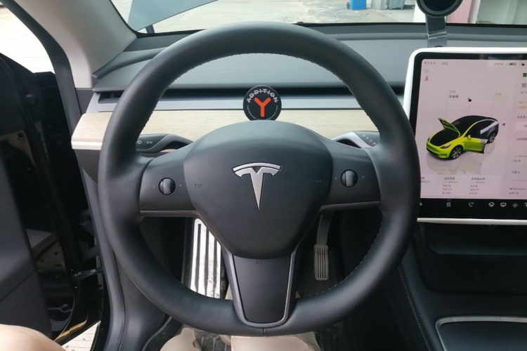 Tesla Model Y 2023 #11 Tesla Model Y 2023 immagine di auto #11