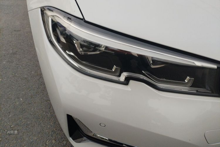 BMW 3 Series 2019 #8 BMW 3 Series 2019 car image #8