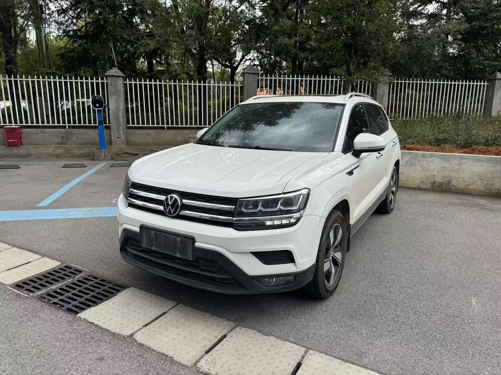 2022 immagine di auto 