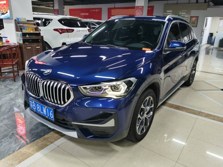 2019 immagine di auto 