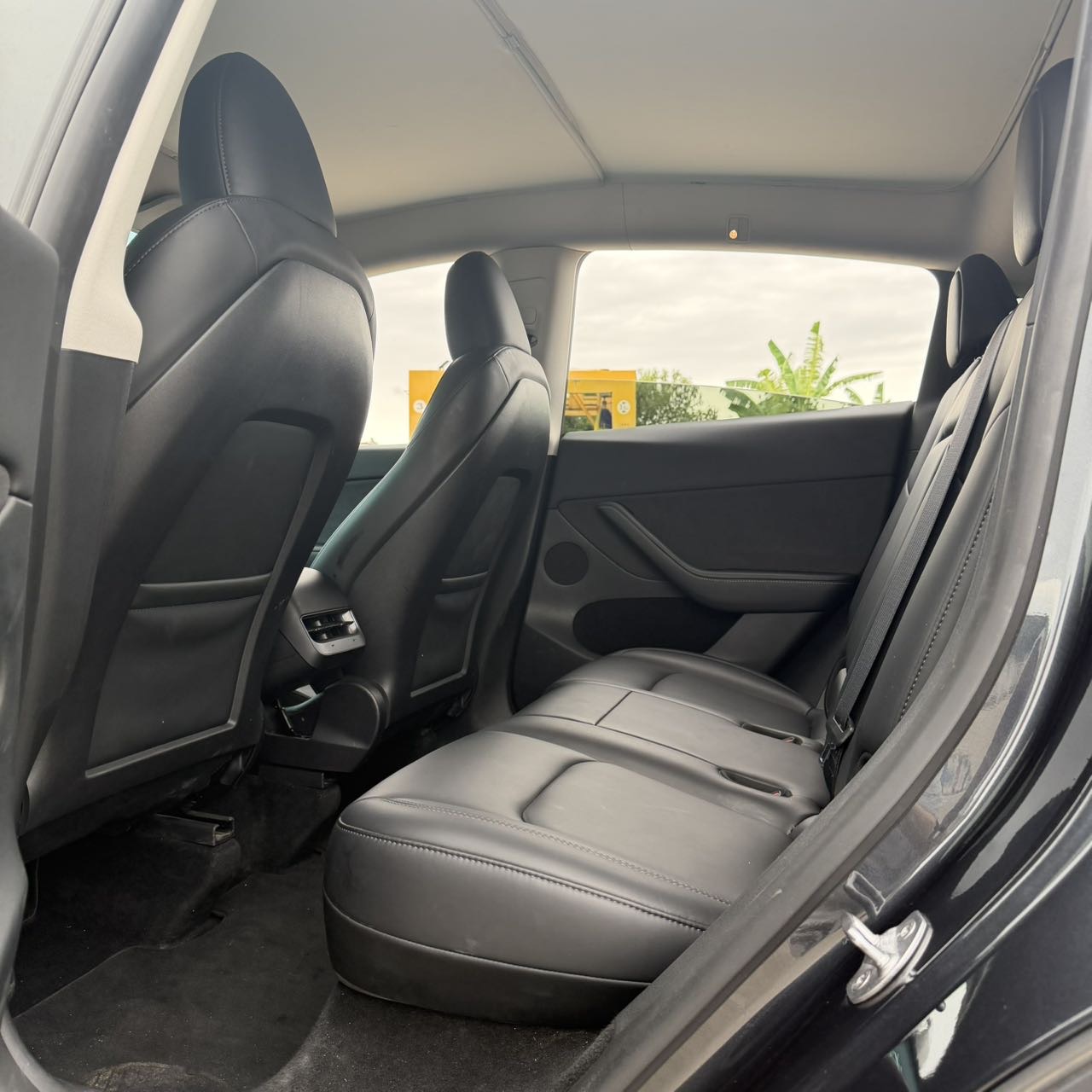 Tesla Model Y 2024 #9 Tesla Model Y 2024 immagine di auto #9
