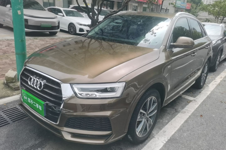 Audi Q3 2019 #2 Audi Q3 2019 car image #2