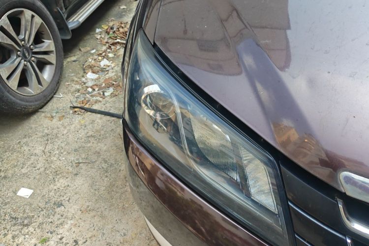 GEELY Emgrand 2015 car image #8