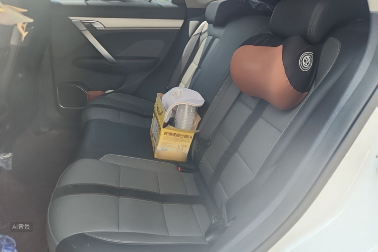 GEELY Coolray 2024 car image #19