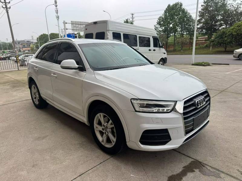 Audi Q3 2018 #3 Audi Q3 2018 car image #3