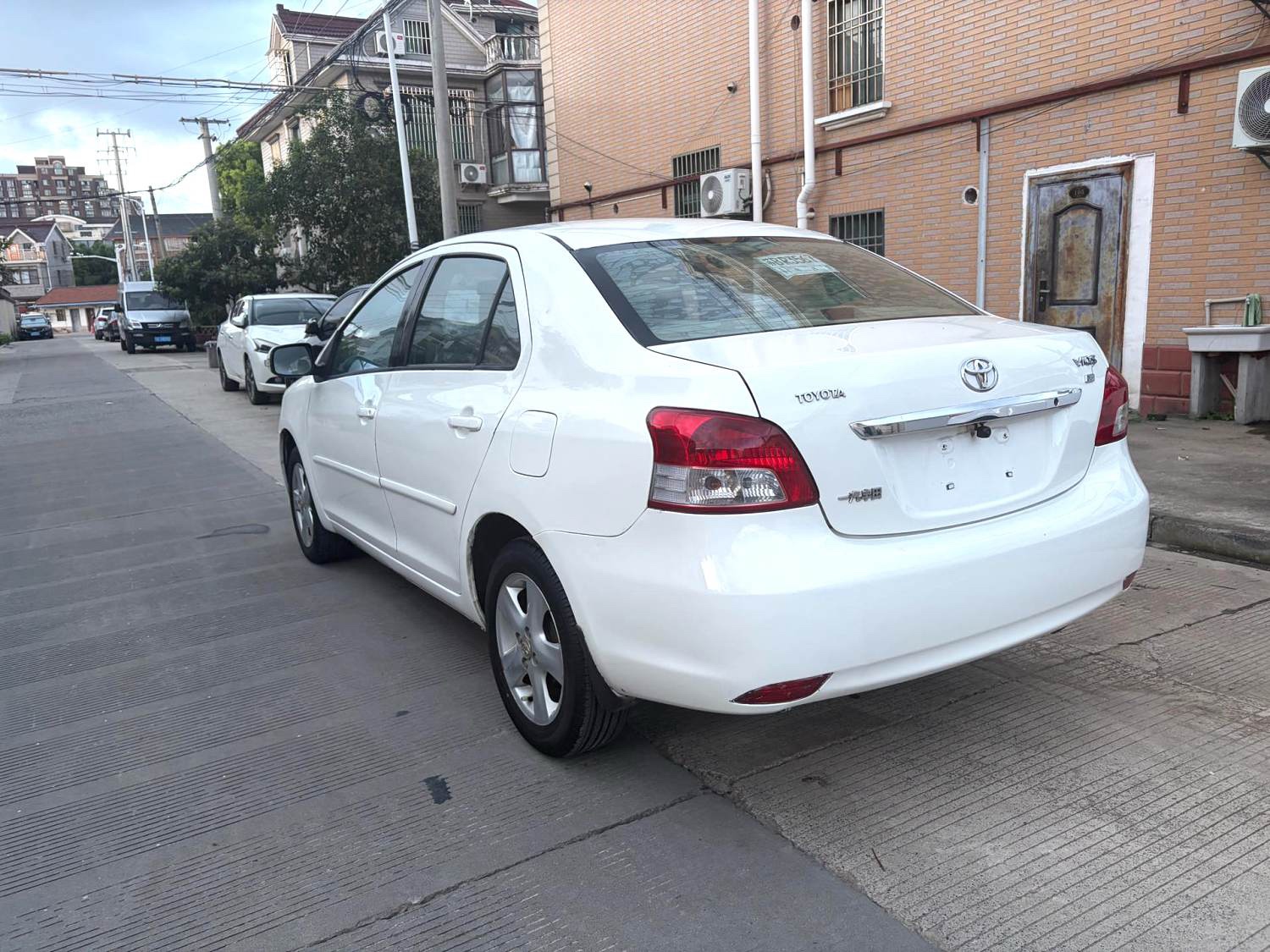 Toyota Vios 2010 car image #9