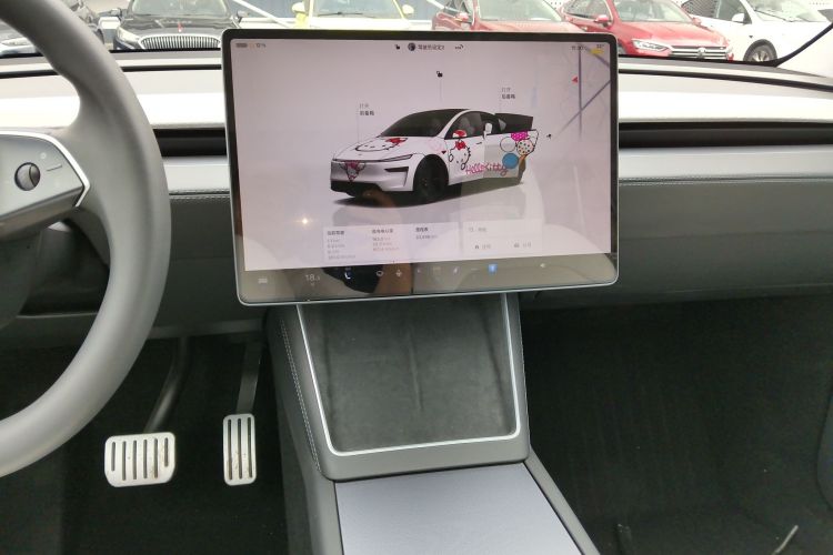 Tesla Model Y 2025 #17 Tesla Model Y 2025 car image #17