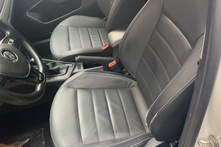 Volkswagen Lavida 2018 #14 Volkswagen Lavida 2018 car image #14