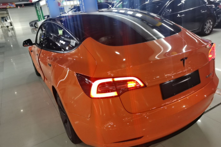 Tesla Model 3 2023 car image #7