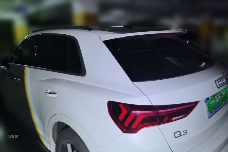 Audi Q3 2024 car image #5