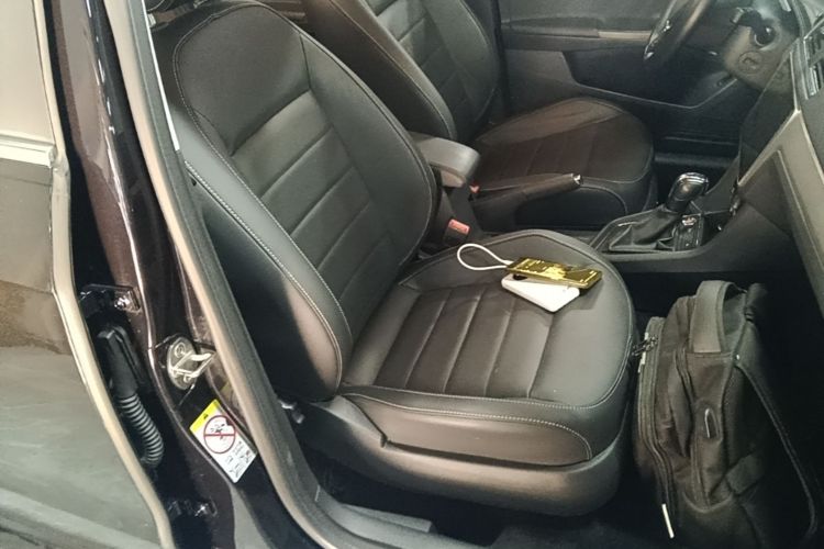 Volkswagen Lavida 2017 car image #24