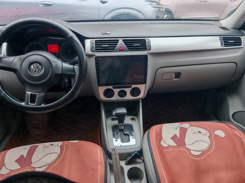 Volkswagen Bora 2010 #4 Volkswagen Bora 2010 صورة سيارة #4