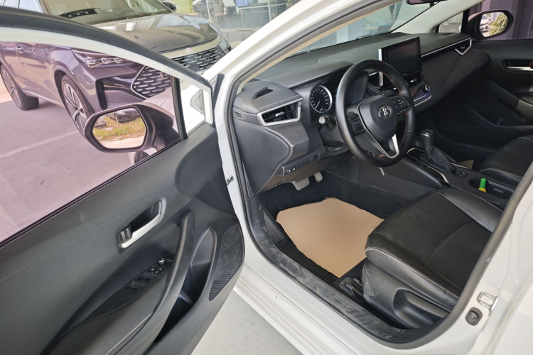 Toyota Corolla 2019 car image #16