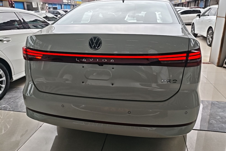 Volkswagen Lavida 2026 #6 Volkswagen Lavida 2026 car image #6
