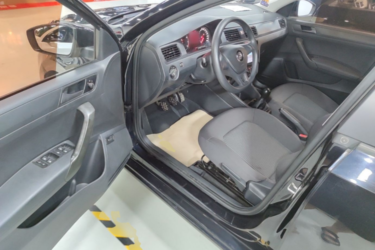 Volkswagen Santana 2017 #16 Volkswagen Santana 2017 car image #16