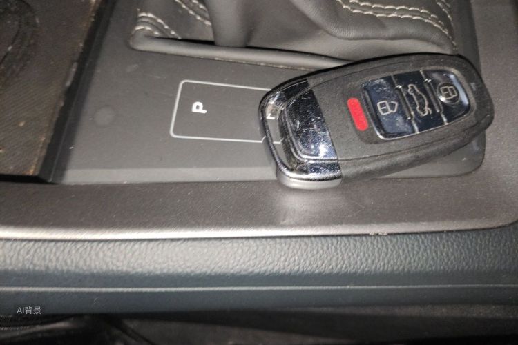 Audi Q3 2021 imagen de coche #10