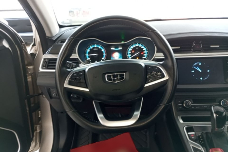 GEELY Emgrand 2019 #11 GEELY Emgrand 2019 car image #11