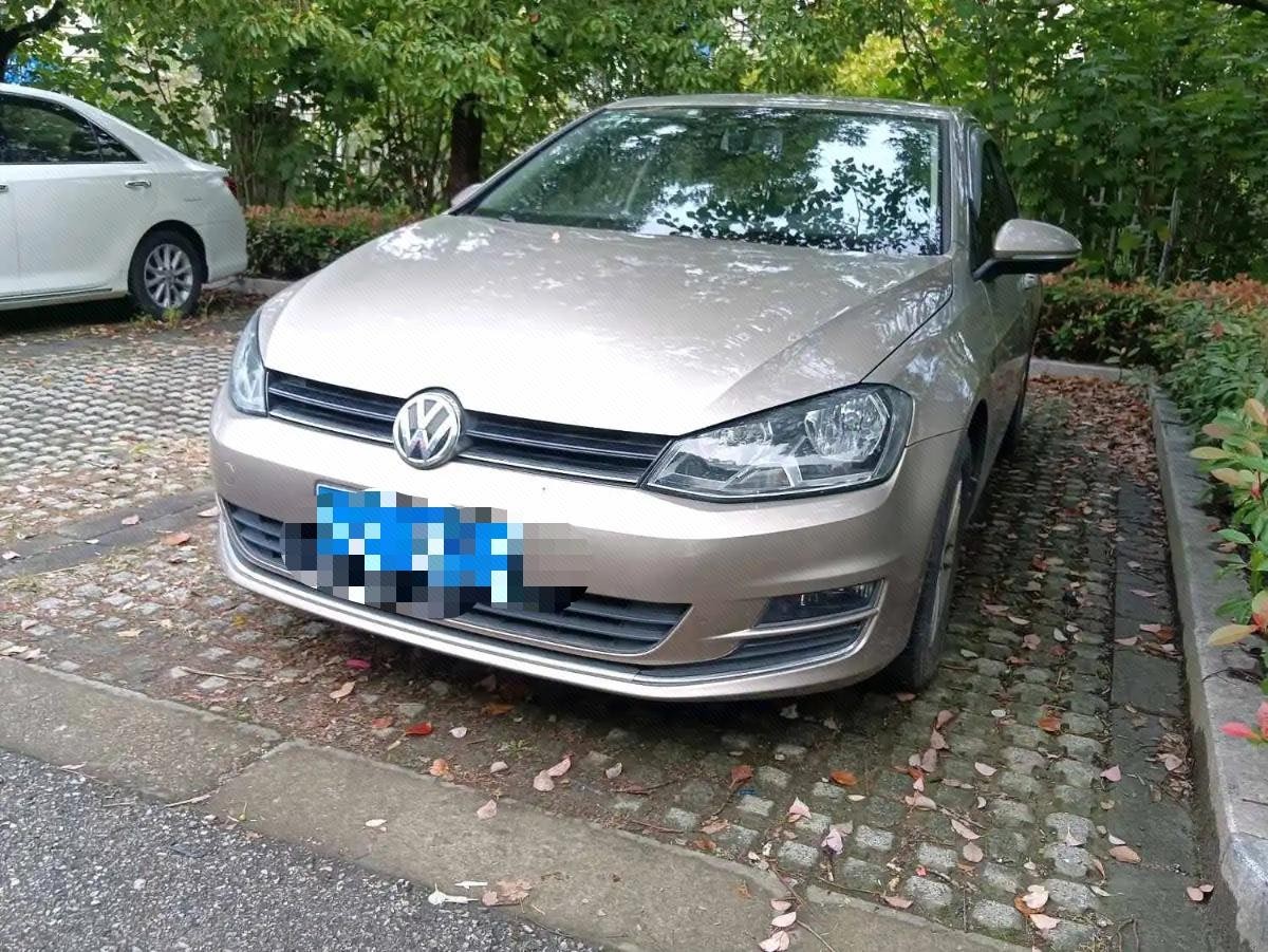 Volkswagen Golf 2017 Volkswagen Golf 2017 car image