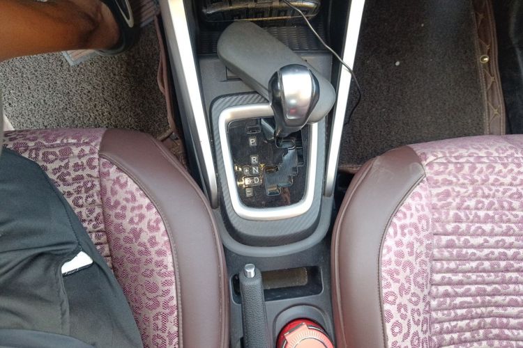 BYD Yuan 2016 car image #14