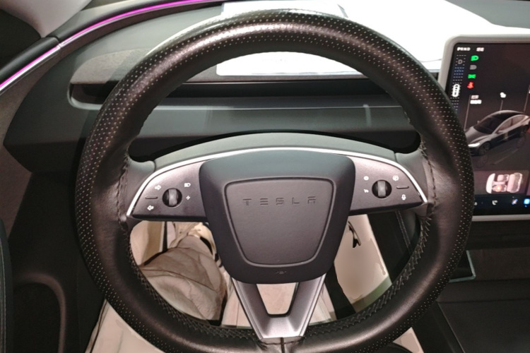 Tesla Model 3 2024 #11 Tesla Model 3 2024 car image #11