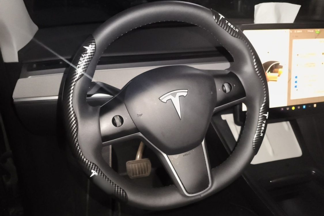 Tesla Model Y 2024 #22 Tesla Model Y 2024 صورة سيارة #22